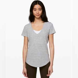 Lululemon Love Tee V